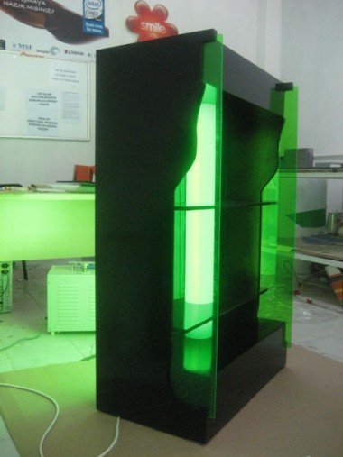 Boy Standı Ayaklı Pleksi Stand