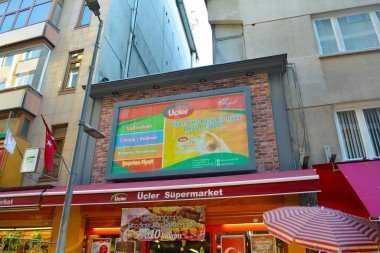 9 m2 Wall Mounted Scrolling Poster Megalight - 5