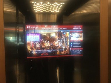 Ayna Arkası LCD Ekran